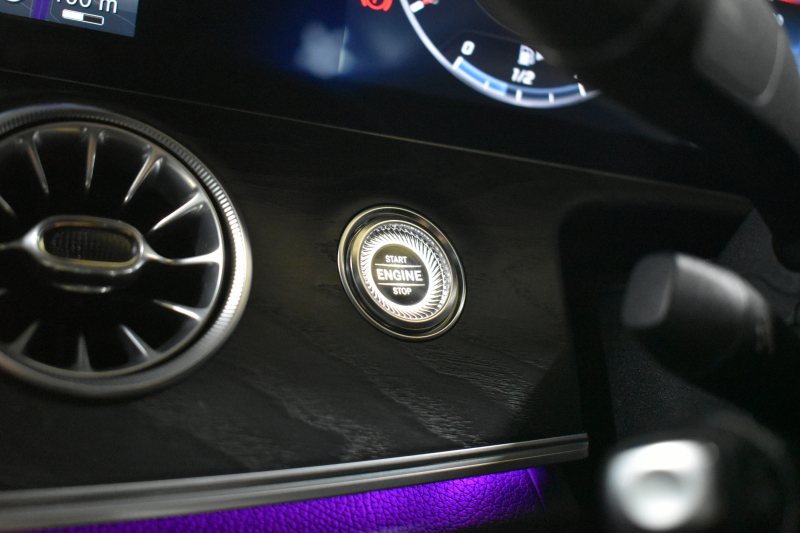 メルセデスベンツ Eクラス E200 ｸｰﾍﾟ ｽﾎﾟｰﾂ ﾚｻﾞｰPﾚｰﾀﾞｰｾｰﾌﾃｨP   燃費13.8KM ﾊﾟﾉﾗﾏｻﾝﾙｰﾌ ﾋｰﾀｰ黒革 ﾃﾞｨｽﾄﾛ BSM Lﾁｪﾝｼﾞ AMGｴｱﾛ19AW ｷｰﾚｽGO ﾊﾟｰｸﾄﾛ HUD ﾌﾞﾙﾒS ﾏﾙﾁｶﾗｰｱﾝﾋﾞｴﾝﾄ 純正ﾅﾋﾞ 360ｶﾒﾗ 2年保証