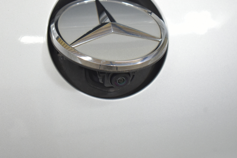 メルセデスベンツ Eクラス E200 ｸｰﾍﾟ ｽﾎﾟｰﾂ ﾚｻﾞｰPﾚｰﾀﾞｰｾｰﾌﾃｨP   燃費13.8KM ﾊﾟﾉﾗﾏｻﾝﾙｰﾌ ﾋｰﾀｰ黒革 ﾃﾞｨｽﾄﾛ BSM Lﾁｪﾝｼﾞ AMGｴｱﾛ19AW ｷｰﾚｽGO ﾊﾟｰｸﾄﾛ HUD ﾌﾞﾙﾒS ﾏﾙﾁｶﾗｰｱﾝﾋﾞｴﾝﾄ 純正ﾅﾋﾞ 360ｶﾒﾗ 2年保証