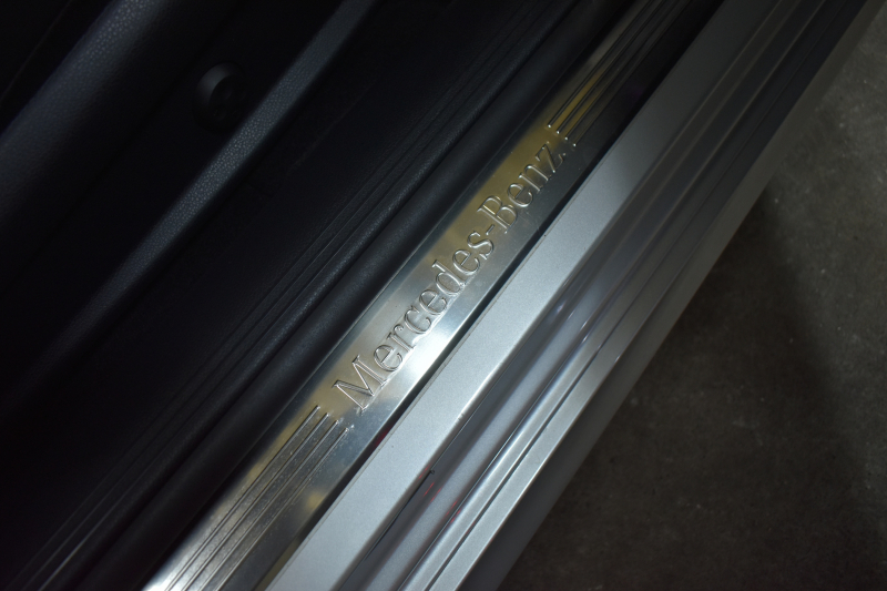 メルセデスベンツ Eクラス E200 ｸｰﾍﾟ ｽﾎﾟｰﾂ ﾚｻﾞｰPﾚｰﾀﾞｰｾｰﾌﾃｨP   燃費13.8KM ﾊﾟﾉﾗﾏｻﾝﾙｰﾌ ﾋｰﾀｰ黒革 ﾃﾞｨｽﾄﾛ BSM Lﾁｪﾝｼﾞ AMGｴｱﾛ19AW ｷｰﾚｽGO ﾊﾟｰｸﾄﾛ HUD ﾌﾞﾙﾒS ﾏﾙﾁｶﾗｰｱﾝﾋﾞｴﾝﾄ 純正ﾅﾋﾞ 360ｶﾒﾗ 2年保証