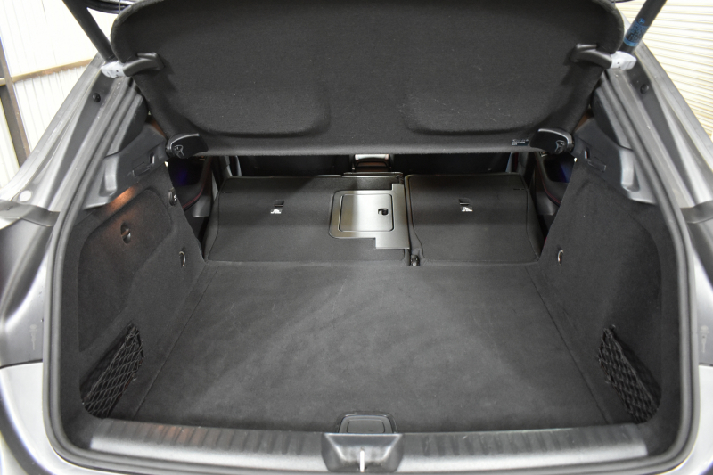 メルセデスベンツ GLA GLA45 4ﾏﾁｯｸ ﾚｰﾀﾞｰｾｰﾌﾃｨP 高出力ｴﾝｼﾞﾝ360馬力  ﾋｰﾀｰ黒革 ﾃﾞｨｽﾄﾛﾆｯｸﾌﾟﾗｽ ﾌﾞﾗｲﾝｯﾄﾞｽﾎﾟｯﾄ ﾚｰﾝｷｰﾌﾟ AMGｴｱﾛ19AW ｷｰﾚｽGO ﾏﾙﾁｶﾗｰｱﾝﾋﾞｴﾝﾄ 地デジBｶﾒﾗ ﾊﾟｰｸﾄﾛﾆｯｸ 2年保証