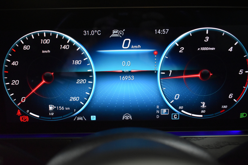 メルセデスベンツ Eクラス E220dﾜｺﾞﾝ ｽﾎﾟｰﾂ ｴｸｽｸﾙｰｼﾌﾞP AMGﾗｲﾝｲﾝﾃﾘｱP ﾚｰﾀﾞｰｾｰﾌﾃｨP 後期型 ﾊﾟﾉﾗﾏｻﾝﾙｰﾌ 全席ﾋｰﾀｰ黒革 ﾌﾞﾙﾒｽﾀｰ HUD ﾃﾞｨｽﾄﾛ BSM Lﾁｪﾝｼﾞ AMGｴｱﾛ19AW MBUXﾅﾋﾞTV 360ｶﾒﾗ ｷｰﾚｽｺﾞｰ  ﾏﾙﾁｶﾗｰｱﾝﾋﾞｴﾝﾄ 2年保証