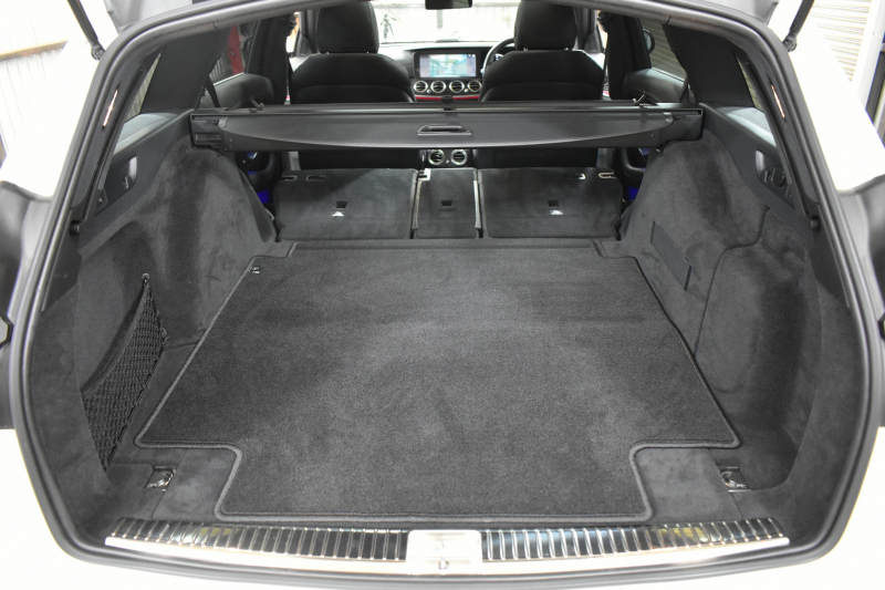 メルセデスベンツ Eクラス E220dﾜｺﾞﾝ ｽﾎﾟｰﾂ ｴｸｽｸﾙｰｼﾌﾞP AMGﾗｲﾝｲﾝﾃﾘｱP ﾚｰﾀﾞｰｾｰﾌﾃｨP 後期型 ﾊﾟﾉﾗﾏｻﾝﾙｰﾌ 全席ﾋｰﾀｰ黒革 ﾌﾞﾙﾒｽﾀｰ HUD ﾃﾞｨｽﾄﾛ BSM Lﾁｪﾝｼﾞ AMGｴｱﾛ19AW MBUXﾅﾋﾞTV 360ｶﾒﾗ ｷｰﾚｽｺﾞｰ  ﾏﾙﾁｶﾗｰｱﾝﾋﾞｴﾝﾄ 2年保証