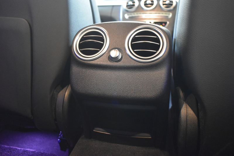 メルセデスベンツ Cクラス C220dﾜｺﾞﾝ AVG AMGﾗｲﾝ ﾚｰﾀﾞｰｾｰﾌﾃｨP 後期型 ﾃﾞｨｰｾﾞﾙ 194馬力/燃費18.9 MEｺﾈ 9速 ﾋｰﾀｰ黒革 ﾃﾞｨｽﾄﾛ BSM Lﾁｪﾝｼﾞ AMGｴｱﾛ18AW ｷｰﾚｽGO PTS 液晶ﾒｰﾀｰ HUD 電動ﾄﾗﾝｸ 誤発進 地ﾃﾞｼﾞﾅﾋﾞBｶﾒﾗ 2年保証