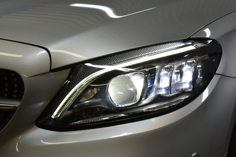 メルセデスベンツ Cクラス C220dﾜｺﾞﾝ AVG AMGﾗｲﾝ ﾚｰﾀﾞｰｾｰﾌﾃｨP 後期型 ﾃﾞｨｰｾﾞﾙ 194馬力/燃費18.9 MEｺﾈ 9速 ﾋｰﾀｰ黒革 ﾃﾞｨｽﾄﾛ BSM Lﾁｪﾝｼﾞ AMGｴｱﾛ18AW ｷｰﾚｽGO PTS 液晶ﾒｰﾀｰ HUD 電動ﾄﾗﾝｸ 誤発進 地ﾃﾞｼﾞﾅﾋﾞBｶﾒﾗ 2年保証