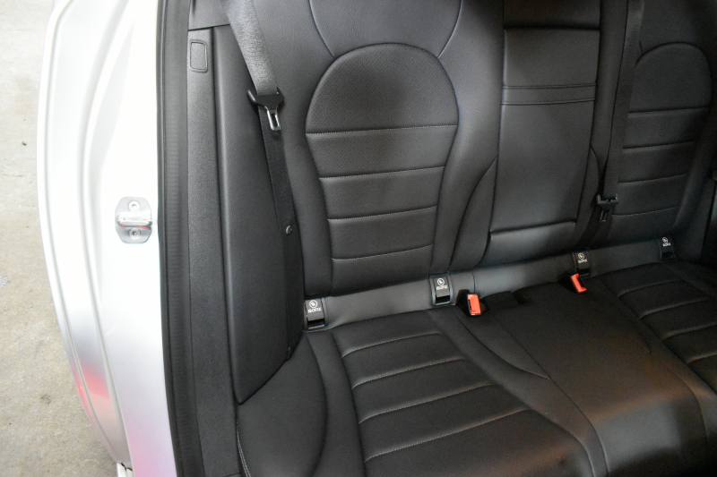 メルセデスベンツ Cクラス C220dﾜｺﾞﾝ AVG AMGﾗｲﾝ ﾚｰﾀﾞｰｾｰﾌﾃｨP 後期型 ﾃﾞｨｰｾﾞﾙ 194馬力/燃費18.9 MEｺﾈ 9速 ﾋｰﾀｰ黒革 ﾃﾞｨｽﾄﾛ BSM Lﾁｪﾝｼﾞ AMGｴｱﾛ18AW ｷｰﾚｽGO PTS 液晶ﾒｰﾀｰ HUD 電動ﾄﾗﾝｸ 誤発進 地ﾃﾞｼﾞﾅﾋﾞBｶﾒﾗ 2年保証