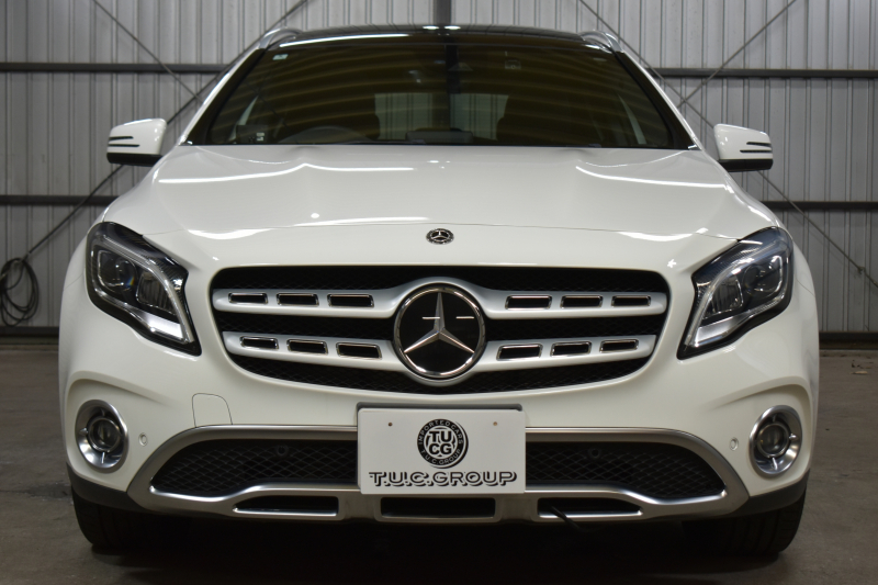 メルセデスベンツ GLA GLA220 4M ﾌﾟﾚﾐｱﾑP ﾚｰﾀﾞｰSP  後期型 1ｵｰﾅｰ  4WD ﾊﾟﾉﾗﾏｻﾝﾙｰﾌ ﾋｰﾀｰ付黒革 ﾊｰﾏﾝｶｰﾄﾞﾝ ﾃﾞｨｽﾄﾛ Bｽﾎﾟｯﾄ 駐車支援 ｷｰﾚｽGO PTS ﾌｯﾄｹﾞｰﾄ 地ﾃﾞｼﾞﾅﾋﾞ Bｶﾒﾗ 18AW 2年保証