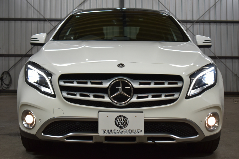 メルセデスベンツ GLA GLA220 4M ﾌﾟﾚﾐｱﾑP ﾚｰﾀﾞｰSP  後期型 1ｵｰﾅｰ  4WD ﾊﾟﾉﾗﾏｻﾝﾙｰﾌ ﾋｰﾀｰ付黒革 ﾊｰﾏﾝｶｰﾄﾞﾝ ﾃﾞｨｽﾄﾛ Bｽﾎﾟｯﾄ 駐車支援 ｷｰﾚｽGO PTS ﾌｯﾄｹﾞｰﾄ 地ﾃﾞｼﾞﾅﾋﾞ Bｶﾒﾗ 18AW 2年保証