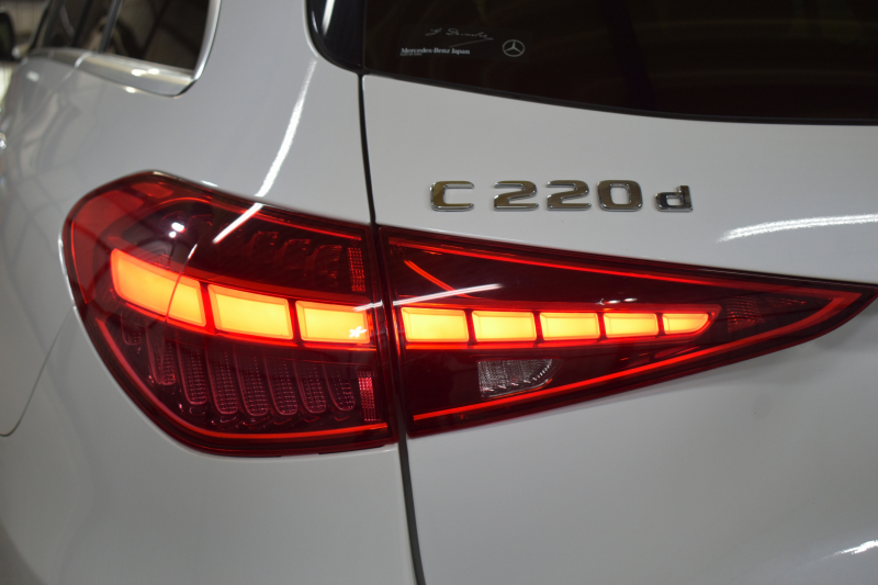 メルセデスベンツ Cクラス C220d 4ﾏﾁｯｸ ｵｰﾙﾃﾚｲﾝ ISG搭載 ﾚｻﾞｰｴｸｽｸﾙｰｼﾌﾞP ﾚｰﾀﾞｰｾｰﾌﾃｨP 1ｵｰﾅｰ ﾊﾟﾉﾗﾏｻﾝﾙｰﾌ 黒革 ARﾅﾋﾞTV ﾍｯﾄﾞｱｯﾌﾟD 360ｶﾒﾗ ﾜｲﾔﾚｽﾁｬｰｼﾞ ﾃﾞｼﾞﾀﾙﾗｲﾄ ﾃﾞｨｽﾄﾛ ﾚｰﾝｷｰﾌﾟ ｵｰﾄﾃｰﾙｹﾞｰﾄ ｷｰﾚｽｺﾞｰ 2年保証