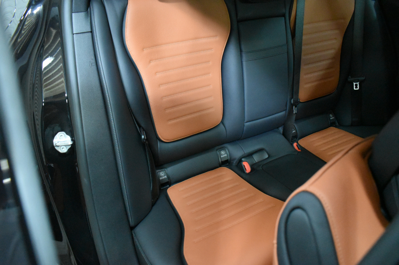 メルセデスベンツ Cクラス C220d AVG AMGﾗｲﾝ ﾚｻﾞｰｴｸｽｸﾙｰｼﾌﾞ ﾍﾞｰｼｯｸP ﾚｰﾀﾞｰｾｰﾌﾃｨP  ISG搭載 ﾊﾟﾉﾗﾏｻﾝR ﾋｰﾀｰ茶黒革 ACC BSM Lﾁｪﾝｼﾞ AMGｴｱﾛ18AW 電動ﾄﾗﾝｸ ﾍｯﾄﾞｱｯﾌﾟD ｷｰGO MBUXﾅﾋﾞ360ｶﾒﾗ 2年保証