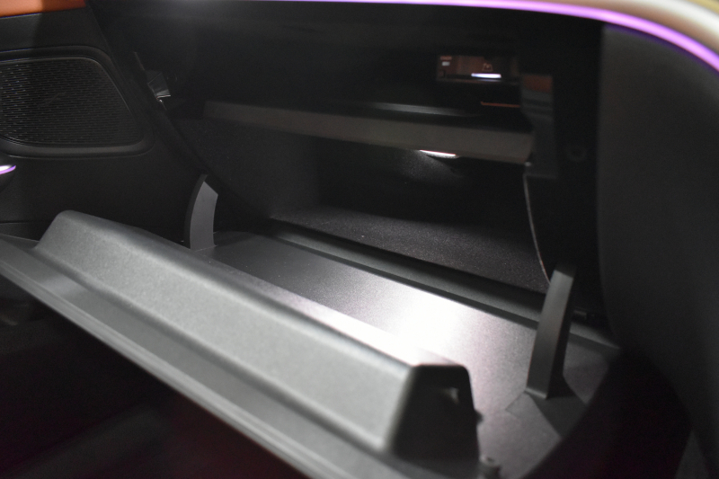 メルセデスベンツ Cクラス C220d AVG AMGﾗｲﾝ ﾚｻﾞｰｴｸｽｸﾙｰｼﾌﾞ ﾍﾞｰｼｯｸP ﾚｰﾀﾞｰｾｰﾌﾃｨP  ISG搭載 ﾊﾟﾉﾗﾏｻﾝR ﾋｰﾀｰ茶黒革 ACC BSM Lﾁｪﾝｼﾞ AMGｴｱﾛ18AW 電動ﾄﾗﾝｸ ﾍｯﾄﾞｱｯﾌﾟD ｷｰGO MBUXﾅﾋﾞ360ｶﾒﾗ 2年保証