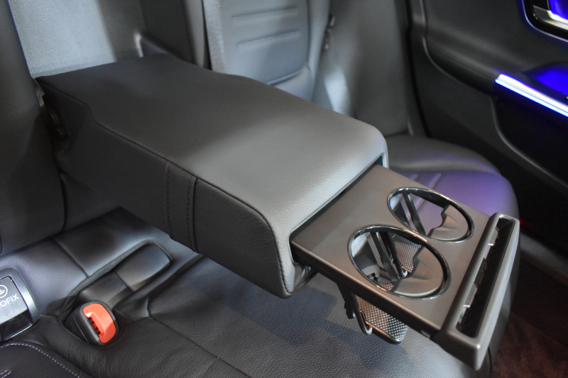 メルセデスベンツ Cクラス C220d AVG AMGﾗｲﾝ ﾚｻﾞｰｴｸｽｸﾙｰｼﾌﾞ ﾍﾞｰｼｯｸP ﾚｰﾀﾞｰｾｰﾌﾃｨP  ISG搭載 ﾊﾟﾉﾗﾏｻﾝﾙｰﾌ ﾋｰﾀｰ黒革  ACC BSM Lﾁｪﾝｼﾞ AMGｴｱﾛ18AW 電動ﾄﾗﾝｸ ﾍｯﾄﾞｱｯﾌﾟD ｷｰﾚｽGO MBUXﾅﾋﾞ360ｶﾒﾗ 2年保証