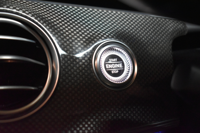 AMG Eクラス E53 4ﾏﾁｯｸ+ ｴｸｽｸﾙｰｼﾌﾞ ﾚｰﾀﾞｰｾｰﾌﾃｨP 3.0ﾘｯﾀｰ/435馬力 MEｺﾈｸﾄ 9速AT 4WD ﾊﾟﾉﾗﾏｻﾝﾙｰﾌ ﾋｰﾀｰｸｰﾗｰ黒革 ﾃﾞｨｽﾄﾛ BSM Lﾁｪﾝｼﾞ AMGｴｱﾛ20AW ｷｰﾚｽGO PTS ﾌﾞﾙﾒｽﾀｰ HUD ﾌｯﾄﾄﾗﾝｸ LEDﾍｯﾄﾞﾗｲﾄ 地ﾃﾞｼﾞﾅﾋﾞ 360ｶﾒﾗ 2年保証