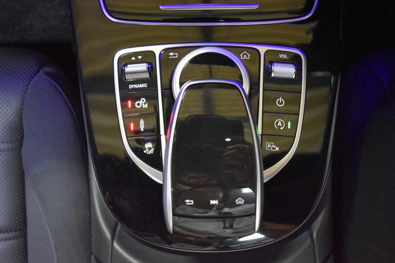 AMG Eクラス E53 4ﾏﾁｯｸ+ ｴｸｽｸﾙｰｼﾌﾞ ﾚｰﾀﾞｰｾｰﾌﾃｨP 3.0ﾘｯﾀｰ/435馬力 MEｺﾈｸﾄ 9速AT 4WD ﾊﾟﾉﾗﾏｻﾝﾙｰﾌ ﾋｰﾀｰｸｰﾗｰ黒革 ﾃﾞｨｽﾄﾛ BSM Lﾁｪﾝｼﾞ AMGｴｱﾛ20AW ｷｰﾚｽGO PTS ﾌﾞﾙﾒｽﾀｰ HUD ﾌｯﾄﾄﾗﾝｸ LEDﾍｯﾄﾞﾗｲﾄ 地ﾃﾞｼﾞﾅﾋﾞ 360ｶﾒﾗ 2年保証