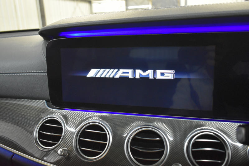 AMG Eクラス E53 4ﾏﾁｯｸ+ ｴｸｽｸﾙｰｼﾌﾞ ﾚｰﾀﾞｰｾｰﾌﾃｨP 3.0ﾘｯﾀｰ/435馬力 MEｺﾈｸﾄ 9速AT 4WD ﾊﾟﾉﾗﾏｻﾝﾙｰﾌ ﾋｰﾀｰｸｰﾗｰ黒革 ﾃﾞｨｽﾄﾛ BSM Lﾁｪﾝｼﾞ AMGｴｱﾛ20AW ｷｰﾚｽGO PTS ﾌﾞﾙﾒｽﾀｰ HUD ﾌｯﾄﾄﾗﾝｸ LEDﾍｯﾄﾞﾗｲﾄ 地ﾃﾞｼﾞﾅﾋﾞ 360ｶﾒﾗ 2年保証