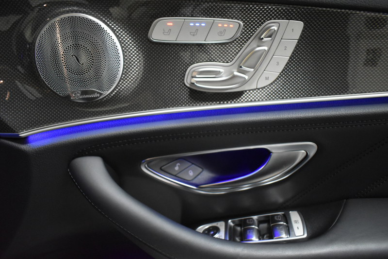 AMG Eクラス E53 4ﾏﾁｯｸ+ ｴｸｽｸﾙｰｼﾌﾞ ﾚｰﾀﾞｰｾｰﾌﾃｨP 3.0ﾘｯﾀｰ/435馬力 MEｺﾈｸﾄ 9速AT 4WD ﾊﾟﾉﾗﾏｻﾝﾙｰﾌ ﾋｰﾀｰｸｰﾗｰ黒革 ﾃﾞｨｽﾄﾛ BSM Lﾁｪﾝｼﾞ AMGｴｱﾛ20AW ｷｰﾚｽGO PTS ﾌﾞﾙﾒｽﾀｰ HUD ﾌｯﾄﾄﾗﾝｸ LEDﾍｯﾄﾞﾗｲﾄ 地ﾃﾞｼﾞﾅﾋﾞ 360ｶﾒﾗ 2年保証