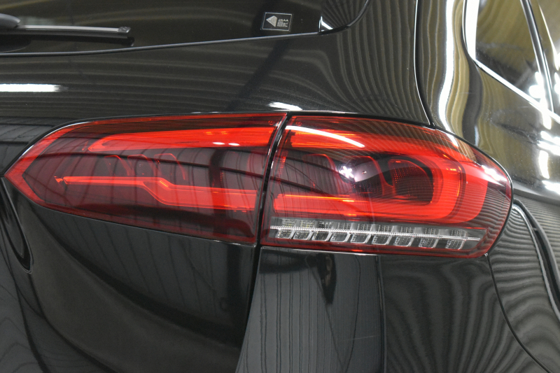 メルセデスベンツ Bクラス B200d AMGﾗｲﾝ AMGﾚｻﾞｰｴｸｽｸﾙｰｼﾌﾞP ｱﾄﾞﾊﾞﾝｽﾄﾞP ﾚｰﾀﾞｰｾｰﾌﾃｨP  ﾋｰﾀｰ付黒灰革 HUD 360ｶﾒﾗ ｱﾄﾞﾊﾞﾝｽﾄﾞｻｳﾝﾄﾞ ﾃﾞｨｽﾄﾛﾆｯｸ ﾌﾞﾗｲﾝﾄﾞｽﾎﾟｯﾄ ﾚｰﾝｷｰﾌﾟ AMGｴｱﾛ18AW ﾏﾙﾁLEDﾍｯﾄﾞﾗｲﾄ MBUXﾅﾋﾞTV ﾌｯﾄｹﾞｰﾄ 2年保証