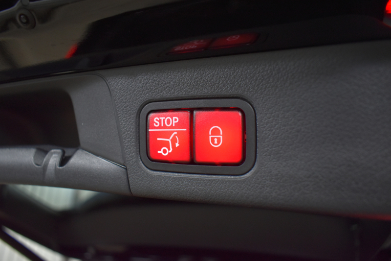 メルセデスベンツ Bクラス B200d AMGﾗｲﾝ AMGﾚｻﾞｰｴｸｽｸﾙｰｼﾌﾞP ｱﾄﾞﾊﾞﾝｽﾄﾞP ﾚｰﾀﾞｰｾｰﾌﾃｨP  ﾋｰﾀｰ付黒灰革 HUD 360ｶﾒﾗ ｱﾄﾞﾊﾞﾝｽﾄﾞｻｳﾝﾄﾞ ﾃﾞｨｽﾄﾛﾆｯｸ ﾌﾞﾗｲﾝﾄﾞｽﾎﾟｯﾄ ﾚｰﾝｷｰﾌﾟ AMGｴｱﾛ18AW ﾏﾙﾁLEDﾍｯﾄﾞﾗｲﾄ MBUXﾅﾋﾞTV ﾌｯﾄｹﾞｰﾄ 2年保証