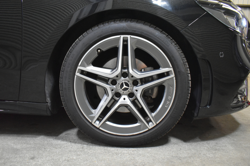 メルセデスベンツ Bクラス B200d AMGﾗｲﾝ AMGﾚｻﾞｰｴｸｽｸﾙｰｼﾌﾞP ｱﾄﾞﾊﾞﾝｽﾄﾞP ﾚｰﾀﾞｰｾｰﾌﾃｨP  ﾋｰﾀｰ付黒灰革 HUD 360ｶﾒﾗ ｱﾄﾞﾊﾞﾝｽﾄﾞｻｳﾝﾄﾞ ﾃﾞｨｽﾄﾛﾆｯｸ ﾌﾞﾗｲﾝﾄﾞｽﾎﾟｯﾄ ﾚｰﾝｷｰﾌﾟ AMGｴｱﾛ18AW ﾏﾙﾁLEDﾍｯﾄﾞﾗｲﾄ MBUXﾅﾋﾞTV ﾌｯﾄｹﾞｰﾄ 2年保証