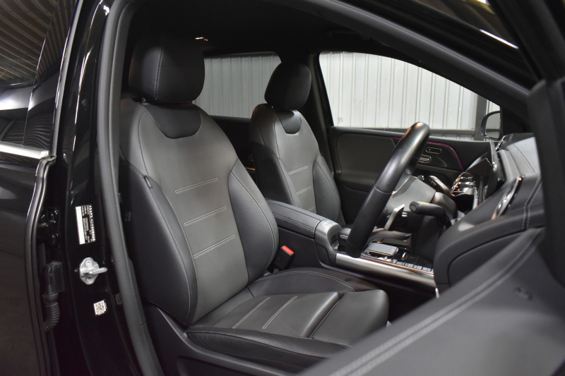 メルセデスベンツ Bクラス B200d AMGﾗｲﾝ AMGﾚｻﾞｰｴｸｽｸﾙｰｼﾌﾞP ｱﾄﾞﾊﾞﾝｽﾄﾞP ﾚｰﾀﾞｰｾｰﾌﾃｨP  ﾋｰﾀｰ付黒灰革 HUD 360ｶﾒﾗ ｱﾄﾞﾊﾞﾝｽﾄﾞｻｳﾝﾄﾞ ﾃﾞｨｽﾄﾛﾆｯｸ ﾌﾞﾗｲﾝﾄﾞｽﾎﾟｯﾄ ﾚｰﾝｷｰﾌﾟ AMGｴｱﾛ18AW ﾏﾙﾁLEDﾍｯﾄﾞﾗｲﾄ MBUXﾅﾋﾞTV ﾌｯﾄｹﾞｰﾄ 2年保証