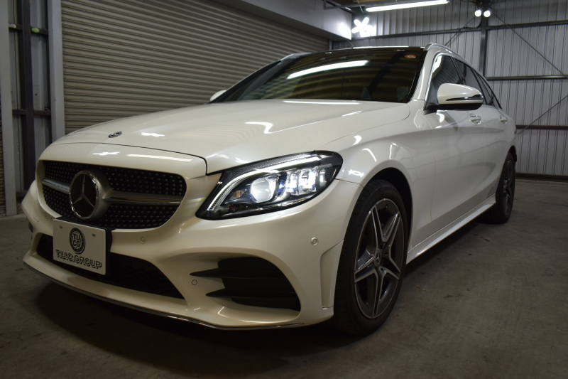 メルセデスベンツ Cクラス C200ﾜｺﾞﾝ 4MATIC AVG AMGﾗｲﾝ ﾚｻﾞｰｴｸｽｸﾙｰｼﾌﾞ ﾚｰﾀﾞｰSP  後期型 ﾊﾟﾉﾗﾏｻﾝﾙｰﾌ ﾐｰｺﾈｸﾄ ACC Lﾁｪﾝｼﾞ 誤発進 ﾋｰﾀｰ黒革 ﾌﾞﾙﾒS HUD AMGｴｱﾛ18AW ｷｰﾚｽGoPTS 液晶ﾒｰﾀｰ HUD ﾌｯﾄｹﾞｰﾄ ﾏﾙﾁｶﾗｰｱﾝﾋﾞｴﾝﾄ 地ﾃﾞｼﾞﾅﾋﾞBｶﾒﾗ 2年保証