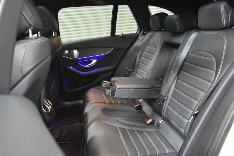 メルセデスベンツ Cクラス C200ﾜｺﾞﾝ 4MATIC AVG AMGﾗｲﾝ ﾚｻﾞｰｴｸｽｸﾙｰｼﾌﾞ ﾚｰﾀﾞｰSP  後期型 ﾊﾟﾉﾗﾏｻﾝﾙｰﾌ ﾐｰｺﾈｸﾄ ACC Lﾁｪﾝｼﾞ 誤発進 ﾋｰﾀｰ黒革 ﾌﾞﾙﾒS HUD AMGｴｱﾛ18AW ｷｰﾚｽGoPTS 液晶ﾒｰﾀｰ HUD ﾌｯﾄｹﾞｰﾄ ﾏﾙﾁｶﾗｰｱﾝﾋﾞｴﾝﾄ 地ﾃﾞｼﾞﾅﾋﾞBｶﾒﾗ 2年保証