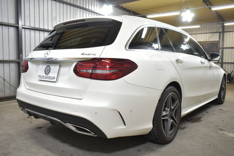 メルセデスベンツ Cクラス C200ﾜｺﾞﾝ 4MATIC AVG AMGﾗｲﾝ ﾚｻﾞｰｴｸｽｸﾙｰｼﾌﾞ ﾚｰﾀﾞｰSP  後期型 ﾊﾟﾉﾗﾏｻﾝﾙｰﾌ ﾐｰｺﾈｸﾄ ACC Lﾁｪﾝｼﾞ 誤発進 ﾋｰﾀｰ黒革 ﾌﾞﾙﾒS HUD AMGｴｱﾛ18AW ｷｰﾚｽGoPTS 液晶ﾒｰﾀｰ HUD ﾌｯﾄｹﾞｰﾄ ﾏﾙﾁｶﾗｰｱﾝﾋﾞｴﾝﾄ 地ﾃﾞｼﾞﾅﾋﾞBｶﾒﾗ 2年保証