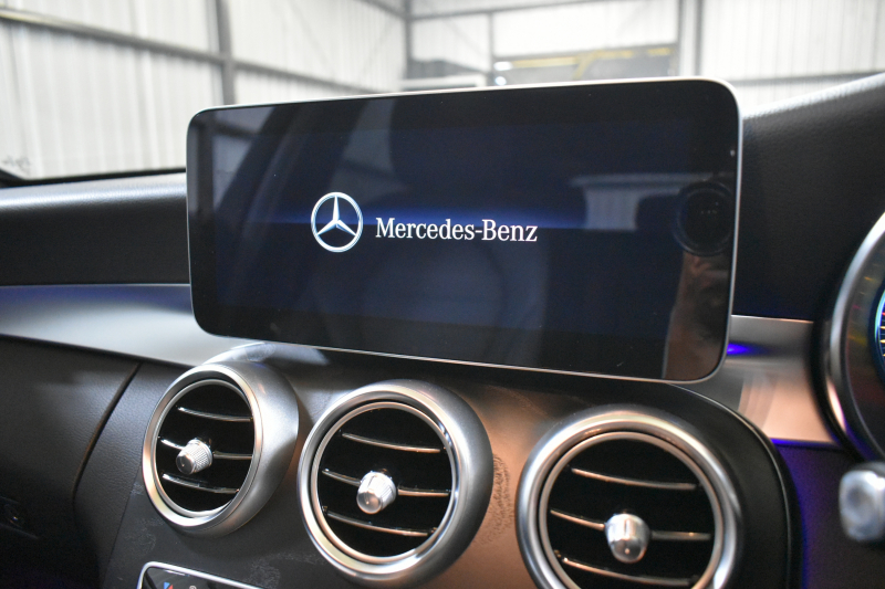 メルセデスベンツ Cクラス C200ﾜｺﾞﾝ 4MATIC AVG AMGﾗｲﾝ ﾚｻﾞｰｴｸｽｸﾙｰｼﾌﾞ ﾚｰﾀﾞｰSP  後期型 ﾊﾟﾉﾗﾏｻﾝﾙｰﾌ ﾐｰｺﾈｸﾄ ACC Lﾁｪﾝｼﾞ 誤発進 ﾋｰﾀｰ黒革 ﾌﾞﾙﾒS HUD AMGｴｱﾛ18AW ｷｰﾚｽGoPTS 液晶ﾒｰﾀｰ HUD ﾌｯﾄｹﾞｰﾄ ﾏﾙﾁｶﾗｰｱﾝﾋﾞｴﾝﾄ 地ﾃﾞｼﾞﾅﾋﾞBｶﾒﾗ 2年保証