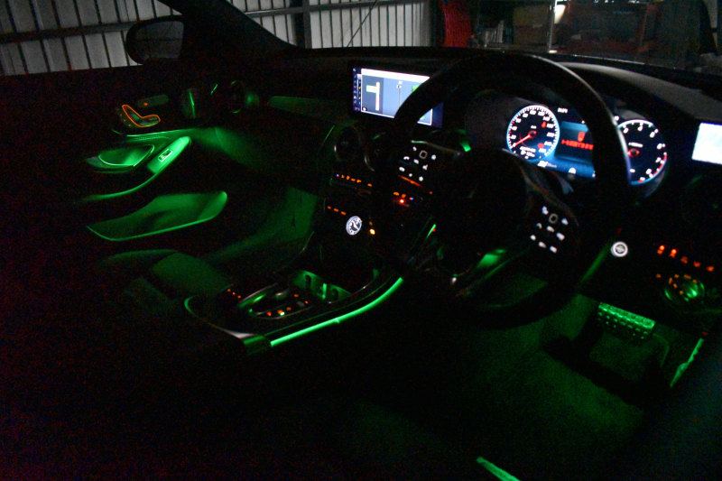 AMG Cクラス C43 4M ｸｰﾍﾟ ﾚｰﾀﾞｰSP 後期 390馬力 MEｺﾈｸﾄ 右H ﾊﾟﾉﾗﾏｻﾝﾙｰﾌ ﾋｰﾀｰ黒本革 ﾃﾞｨｽﾄﾛ BSM Lﾁｪﾝｼﾞ AMGｴｱﾛ19AW ｷｰGO PTS ﾌｯﾄﾄﾗﾝｸ ﾌﾞﾙﾒｽﾀｰ 液晶ﾒｰﾀｰ 地ﾃﾞｼﾞBｶﾒ 2年保証