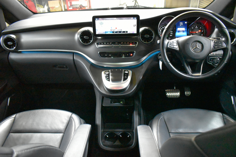 メルセデスベンツ Vクラス V220d ｱﾊﾞﾝｷﾞｬﾙﾄﾞﾛﾝｸﾞ AMGﾗｲﾝ ﾚｰﾀﾞｰP  1ｵｰﾅｰ車両 2.2L直4ﾀｰﾎﾞ ﾊﾟﾉﾗﾏｻﾝﾙｰﾌ  ﾋｰﾀｰ黒革 ﾃﾞｨｽﾄﾛ BSM Lｷｰﾌﾟ AMGｴｱﾛ19AW 両側電動ｽﾗｲﾄﾞ ﾌﾞﾙﾒS 電動Rｹﾞｰﾄ 地ﾃﾞｼﾞ360ｶﾒﾗ 2年保証