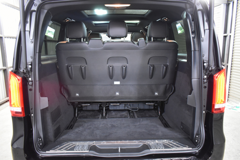 メルセデスベンツ Vクラス V220d ｱﾊﾞﾝｷﾞｬﾙﾄﾞﾛﾝｸﾞ AMGﾗｲﾝ ﾚｰﾀﾞｰP  1ｵｰﾅｰ車両 2.2L直4ﾀｰﾎﾞ ﾊﾟﾉﾗﾏｻﾝﾙｰﾌ  ﾋｰﾀｰ黒革 ﾃﾞｨｽﾄﾛ BSM Lｷｰﾌﾟ AMGｴｱﾛ19AW 両側電動ｽﾗｲﾄﾞ ﾌﾞﾙﾒS 電動Rｹﾞｰﾄ 地ﾃﾞｼﾞ360ｶﾒﾗ 2年保証