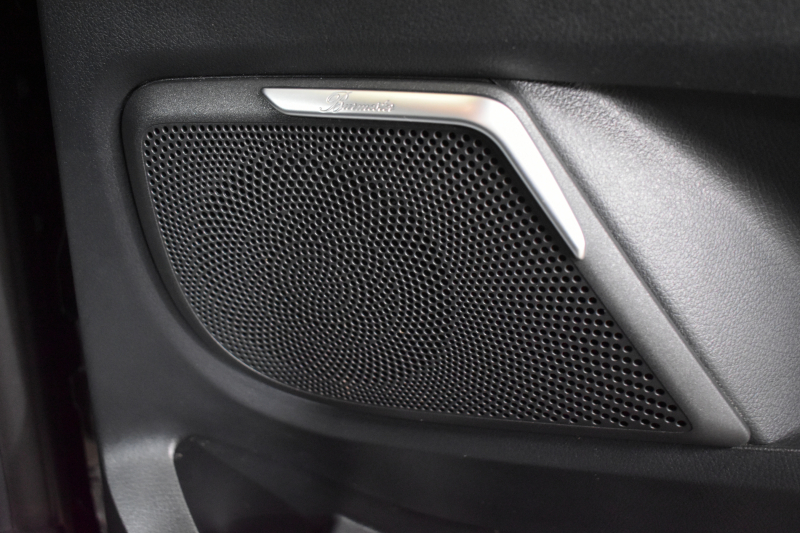 メルセデスベンツ Vクラス V220d ｱﾊﾞﾝｷﾞｬﾙﾄﾞﾛﾝｸﾞ AMGﾗｲﾝ ﾚｰﾀﾞｰP  1ｵｰﾅｰ車両 2.2L直4ﾀｰﾎﾞ ﾊﾟﾉﾗﾏｻﾝﾙｰﾌ  ﾋｰﾀｰ黒革 ﾃﾞｨｽﾄﾛ BSM Lｷｰﾌﾟ AMGｴｱﾛ19AW 両側電動ｽﾗｲﾄﾞ ﾌﾞﾙﾒS 電動Rｹﾞｰﾄ 地ﾃﾞｼﾞ360ｶﾒﾗ 2年保証