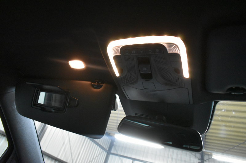 メルセデスベンツ Vクラス V220d ｱﾊﾞﾝｷﾞｬﾙﾄﾞﾛﾝｸﾞ AMGﾗｲﾝ ﾚｰﾀﾞｰP  1ｵｰﾅｰ車両 2.2L直4ﾀｰﾎﾞ ﾊﾟﾉﾗﾏｻﾝﾙｰﾌ  ﾋｰﾀｰ黒革 ﾃﾞｨｽﾄﾛ BSM Lｷｰﾌﾟ AMGｴｱﾛ19AW 両側電動ｽﾗｲﾄﾞ ﾌﾞﾙﾒS 電動Rｹﾞｰﾄ 地ﾃﾞｼﾞ360ｶﾒﾗ 2年保証