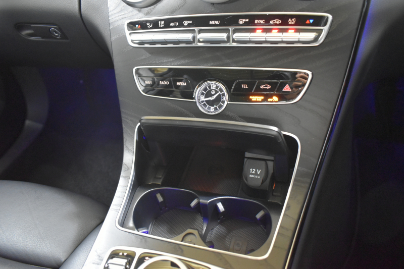 メルセデスベンツ Cクラス C43 4ﾏﾁｯｸ  ﾚｰﾀﾞｰｾｰﾌﾃｨP 後期型 右H 3.0ﾘｯﾀｰV6/390馬力 MEｺﾈｸﾄ ｺﾗﾑ9速AT ﾊﾟﾉﾗﾏｻﾝﾙｰﾌ ﾋｰﾀｰ黒本革 ﾃﾞｨｽﾄﾛ BSM Lﾁｪﾝｼﾞ AMGｴｱﾛ ｷｰGO ﾊﾟｰｸﾄﾛ ﾌｯﾄﾄﾗﾝｸ HUD ﾌﾞﾙﾒｽﾀｰS 液晶ﾒｰﾀｰ LEDﾍｯﾄﾞﾗｲﾄ 地ﾃﾞｼﾞﾅﾋﾞ Bｶﾒﾗ 2年保証