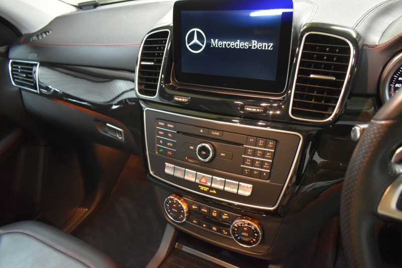 メルセデスベンツ GLE GLE350d 4M ｸｰﾍﾟ ｽﾎﾟｰﾂ ﾚｰﾀﾞｰSP ﾃﾞｨｰｾﾞﾙ ﾊﾟﾉﾗﾏｻﾝﾙｰﾌ 全席ﾋｰﾀｰ黒革 ﾃﾞｨｽﾄﾛ BSM Lｷｰﾌﾟ AMGｴｱﾛ21AW Sｽﾃｯﾌﾟ ｷｰﾚｽGo PTS 電動ﾄﾗﾝｸ ﾊｰﾏﾝK 地ﾃﾞｼﾞ360ｶﾒﾗ 2年保証