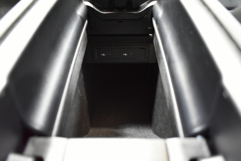 メルセデスベンツ Aクラス A180 Edition1 ﾚｰﾀﾞｰSP 限定250台 MEｺﾈｸﾄ MBUXｼｽﾃﾑ Edition1専用内装 ﾃﾞｨｽﾄﾛ BSM Lﾁｪﾝｼﾞ AMGｴｱﾛ19AW ﾏﾙﾁLED ｷｰGO PTS HUD 10.25ｲﾝﾁｺｯｸﾋﾟｯﾄﾃﾞｨｽﾌﾟﾚｲ 対話式ﾅﾋﾞTV 360ｶﾒﾗ 2年保証