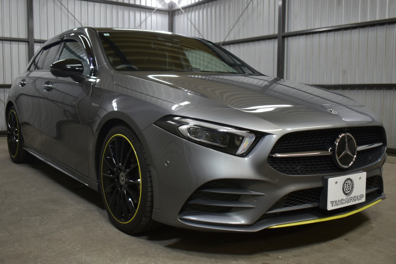 メルセデスベンツ Aクラス A180 Edition1 ﾚｰﾀﾞｰSP 限定250台 MEｺﾈｸﾄ MBUXｼｽﾃﾑ Edition1専用内装 ﾃﾞｨｽﾄﾛ BSM Lﾁｪﾝｼﾞ AMGｴｱﾛ19AW ﾏﾙﾁLED ｷｰGO PTS HUD 10.25ｲﾝﾁｺｯｸﾋﾟｯﾄﾃﾞｨｽﾌﾟﾚｲ 対話式ﾅﾋﾞTV 360ｶﾒﾗ 2年保証