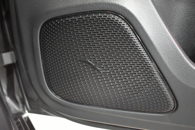 メルセデスベンツ Aクラス A180 Edition1 ﾚｰﾀﾞｰSP 限定250台 MEｺﾈｸﾄ MBUXｼｽﾃﾑ Edition1専用内装 ﾃﾞｨｽﾄﾛ BSM Lﾁｪﾝｼﾞ AMGｴｱﾛ19AW ﾏﾙﾁLED ｷｰGO PTS HUD 10.25ｲﾝﾁｺｯｸﾋﾟｯﾄﾃﾞｨｽﾌﾟﾚｲ 対話式ﾅﾋﾞTV 360ｶﾒﾗ 2年保証