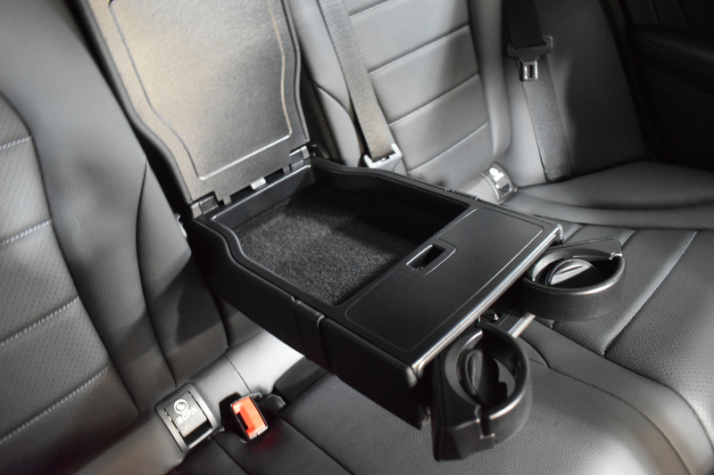 メルセデスベンツ Cクラス C200ﾜｺﾞﾝ AVG AMGﾗｲﾝ ﾚｰﾀﾞｰSP 後期型 9速 ﾐｰｺﾈｸﾄ ﾃﾞｨｽﾄﾛ LﾁｪﾝｼﾞﾌﾞﾗｲﾝﾄﾞS  誤発進 ﾋｰﾀｰ黒革 AMGｴｱﾛ18AW ｷｰﾚｽGo PTS 電動Rｹﾞｰﾄ 地ﾃﾞｼﾞBｶﾒﾗ 2年保証