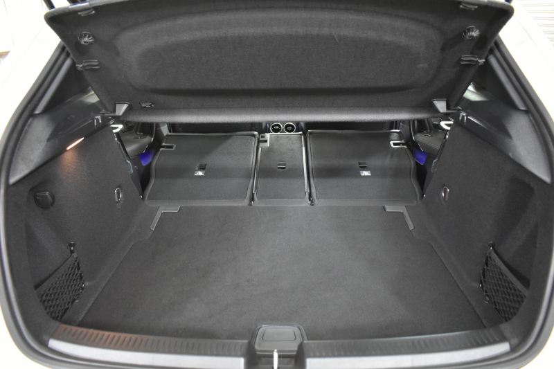 メルセデスベンツ Aクラス A200d AMGﾗｲﾝ AMGﾚｻﾞｰｴｸｽｸﾙｰｼﾌﾞ ｱﾄﾞﾊﾞﾝｽﾄﾞ/ﾚｰﾀﾞｰｾｰﾌﾃｨP ﾃﾞｨｰｾﾞﾙ燃費 18.8km MEｺﾈｸﾄ 8速AT ﾊﾟﾉﾗﾏｻﾝﾙｰﾌ ﾋｰﾀｰ黒灰革 ﾃﾞｨｽﾄﾛ BSM Lﾁｪﾝｼﾞ AMGｴｱﾛ18AW ｷｰﾚｽGO PTS HUD ｱﾄﾞﾊﾞﾝｽﾄﾞｻｳﾝﾄﾞ 対話式ﾅﾋﾞ 360ｶﾒﾗ 2年保証