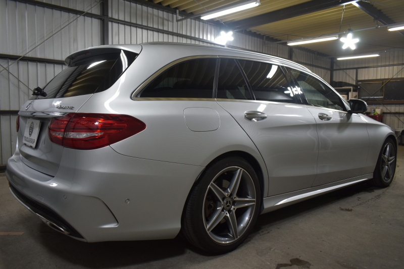 メルセデスベンツ Cクラス C200 ﾜｺﾞﾝ 4ﾏﾁｯｸ ｽﾎﾟｰﾂ 本革仕様 ﾚｰﾀﾞｰｾｰﾌﾃｨP 1ｵｰﾅｰ 2.0ﾘｯﾀｰ/184馬力 燃費13.7km ｺﾗﾑ9速AT ﾋｰﾀｰ黒本革 ﾃﾞｨｽﾄﾛ BSM Lｷｰﾌﾟ HUD AMGｴｱﾛ18AW ｷｰﾚｽGo ﾊﾟｰｸﾄﾛ ﾌｯﾄｹﾞｰﾄ LEDﾍｯﾄﾞﾗｲﾄ 地ﾃﾞｼﾞﾅﾋﾞ Bｶﾒﾗ 2年保証