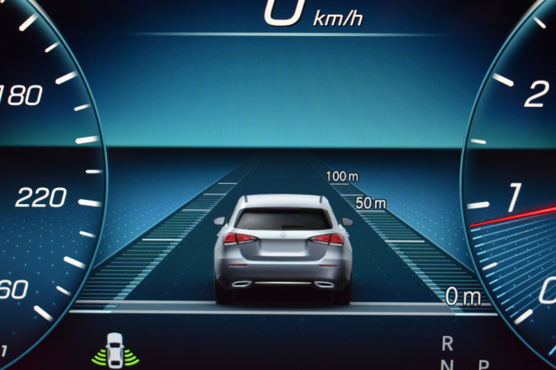 メルセデスベンツ Eクラス E200 ｽﾎﾟｰﾂ ｴｸｽｸﾙｰｼﾌﾞP AMGﾗｲﾝｲﾝﾃﾘｱP ﾚｰﾀﾞｰｾｰﾌﾃｨP 後期 1ｵｰﾅｰ 全席ﾋｰﾀｰ黒革 ﾌﾞﾙﾒｽﾀｰ HUD AMGｴｱﾛ19AW AIRﾅﾋﾞTV 360ｶﾒﾗ ﾃﾞｨｽﾄﾛ ﾌﾞﾗｲﾝﾄﾞｽﾎﾟｯﾄ ﾚｰﾝｷｰﾌﾟ ｷｰﾚｽGO 電動ﾄﾗﾝｸ 2年保証