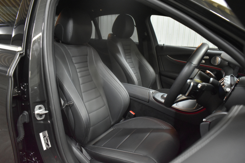 メルセデスベンツ Eクラス E200 ｽﾎﾟｰﾂ ｴｸｽｸﾙｰｼﾌﾞP AMGﾗｲﾝｲﾝﾃﾘｱP ﾚｰﾀﾞｰｾｰﾌﾃｨP 後期 1ｵｰﾅｰ 全席ﾋｰﾀｰ黒革 ﾌﾞﾙﾒｽﾀｰ HUD AMGｴｱﾛ19AW AIRﾅﾋﾞTV 360ｶﾒﾗ ﾃﾞｨｽﾄﾛ ﾌﾞﾗｲﾝﾄﾞｽﾎﾟｯﾄ ﾚｰﾝｷｰﾌﾟ ｷｰﾚｽGO 電動ﾄﾗﾝｸ 2年保証