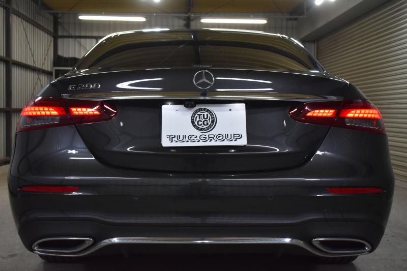 メルセデスベンツ Eクラス E200 ｽﾎﾟｰﾂ ｴｸｽｸﾙｰｼﾌﾞP AMGﾗｲﾝｲﾝﾃﾘｱP ﾚｰﾀﾞｰｾｰﾌﾃｨP 後期 1ｵｰﾅｰ 全席ﾋｰﾀｰ黒革 ﾌﾞﾙﾒｽﾀｰ HUD AMGｴｱﾛ19AW AIRﾅﾋﾞTV 360ｶﾒﾗ ﾃﾞｨｽﾄﾛ ﾌﾞﾗｲﾝﾄﾞｽﾎﾟｯﾄ ﾚｰﾝｷｰﾌﾟ ｷｰﾚｽGO 電動ﾄﾗﾝｸ 2年保証