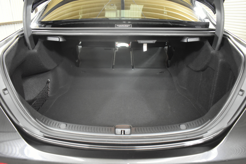 メルセデスベンツ Eクラス E200 ｽﾎﾟｰﾂ ｴｸｽｸﾙｰｼﾌﾞP AMGﾗｲﾝｲﾝﾃﾘｱP ﾚｰﾀﾞｰｾｰﾌﾃｨP 後期 1ｵｰﾅｰ 全席ﾋｰﾀｰ黒革 ﾌﾞﾙﾒｽﾀｰ HUD AMGｴｱﾛ19AW AIRﾅﾋﾞTV 360ｶﾒﾗ ﾃﾞｨｽﾄﾛ ﾌﾞﾗｲﾝﾄﾞｽﾎﾟｯﾄ ﾚｰﾝｷｰﾌﾟ ｷｰﾚｽGO 電動ﾄﾗﾝｸ 2年保証