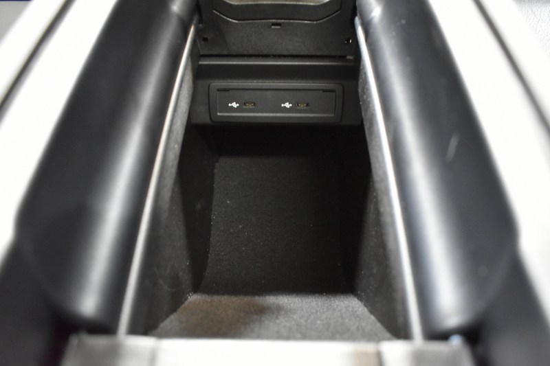 メルセデスベンツ CLAクラス CLA250 4M AMGﾗｲﾝ AMGﾚｻﾞｰｴｸｽｸﾙｰｼﾌﾞP ｱﾄﾞﾊﾞﾝｽﾄﾞP ﾚｰﾀﾞｰｾｰﾌﾃｨP ﾊﾟﾉﾗﾏｻﾝﾙｰﾌ  ﾋｰﾀｰ黒灰革 AMGｴｱﾛ18AW ﾅﾋﾞTV ﾍｯﾄﾞｱｯﾌﾟD 360ｶﾒﾗ ﾃﾞｨｽﾄﾛﾆｯｸ ﾌﾞﾗｲﾝﾄﾞｽﾎﾟｯﾄ ﾚｰﾝｷｰﾌﾟｷｰﾚｽGO 2年保証