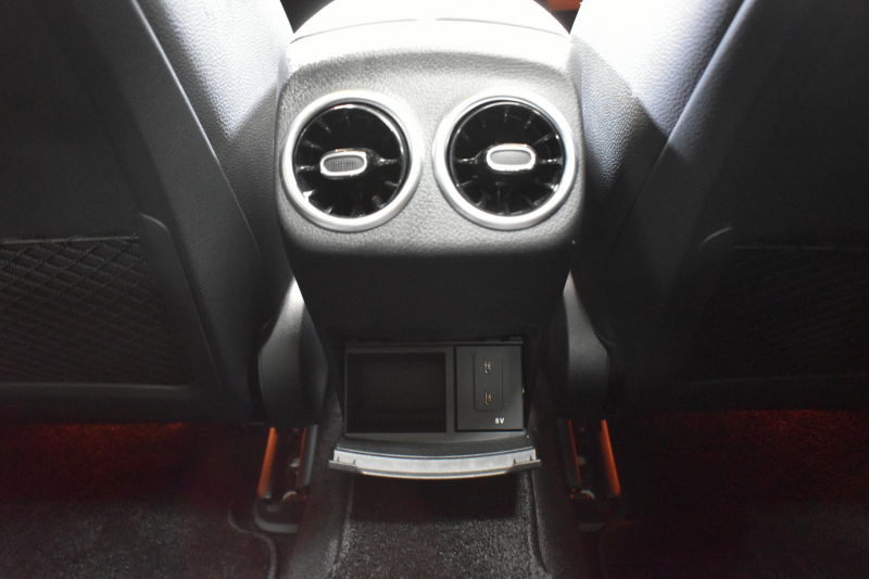 メルセデスベンツ CLAクラス CLA250 4M AMGﾗｲﾝ AMGﾚｻﾞｰｴｸｽｸﾙｰｼﾌﾞP ｱﾄﾞﾊﾞﾝｽﾄﾞP ﾚｰﾀﾞｰｾｰﾌﾃｨP ﾊﾟﾉﾗﾏｻﾝﾙｰﾌ  ﾋｰﾀｰ黒灰革 AMGｴｱﾛ18AW ﾅﾋﾞTV ﾍｯﾄﾞｱｯﾌﾟD 360ｶﾒﾗ ﾃﾞｨｽﾄﾛﾆｯｸ ﾌﾞﾗｲﾝﾄﾞｽﾎﾟｯﾄ ﾚｰﾝｷｰﾌﾟｷｰﾚｽGO 2年保証