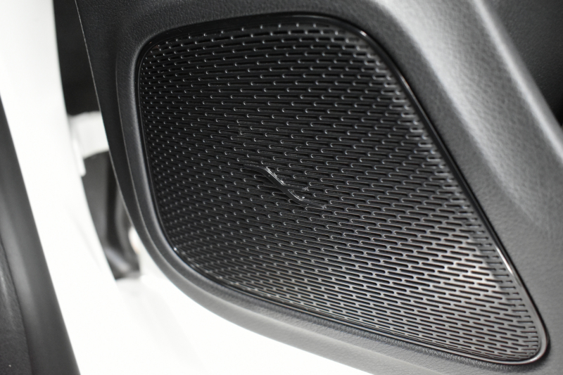 メルセデスベンツ CLAクラス CLA250 4M AMGﾗｲﾝ AMGﾚｻﾞｰｴｸｽｸﾙｰｼﾌﾞP ｱﾄﾞﾊﾞﾝｽﾄﾞP ﾚｰﾀﾞｰｾｰﾌﾃｨP ﾊﾟﾉﾗﾏｻﾝﾙｰﾌ  ﾋｰﾀｰ黒灰革 AMGｴｱﾛ18AW ﾅﾋﾞTV ﾍｯﾄﾞｱｯﾌﾟD 360ｶﾒﾗ ﾃﾞｨｽﾄﾛﾆｯｸ ﾌﾞﾗｲﾝﾄﾞｽﾎﾟｯﾄ ﾚｰﾝｷｰﾌﾟｷｰﾚｽGO 2年保証