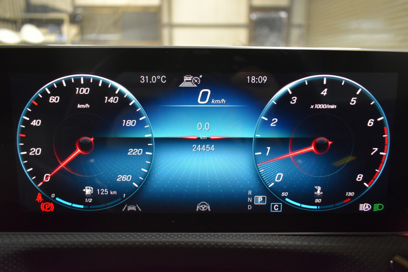 メルセデスベンツ CLAクラス CLA250 4M AMGﾗｲﾝ AMGﾚｻﾞｰｴｸｽｸﾙｰｼﾌﾞP ｱﾄﾞﾊﾞﾝｽﾄﾞP ﾚｰﾀﾞｰｾｰﾌﾃｨP ﾊﾟﾉﾗﾏｻﾝﾙｰﾌ  ﾋｰﾀｰ黒灰革 AMGｴｱﾛ18AW ﾅﾋﾞTV ﾍｯﾄﾞｱｯﾌﾟD 360ｶﾒﾗ ﾃﾞｨｽﾄﾛﾆｯｸ ﾌﾞﾗｲﾝﾄﾞｽﾎﾟｯﾄ ﾚｰﾝｷｰﾌﾟｷｰﾚｽGO 2年保証