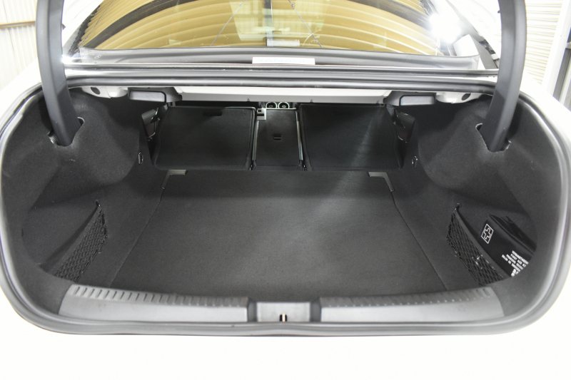 メルセデスベンツ CLAクラス CLA250 4M AMGﾗｲﾝ AMGﾚｻﾞｰｴｸｽｸﾙｰｼﾌﾞP ｱﾄﾞﾊﾞﾝｽﾄﾞP ﾚｰﾀﾞｰｾｰﾌﾃｨP ﾊﾟﾉﾗﾏｻﾝﾙｰﾌ  ﾋｰﾀｰ黒灰革 AMGｴｱﾛ18AW ﾅﾋﾞTV ﾍｯﾄﾞｱｯﾌﾟD 360ｶﾒﾗ ﾃﾞｨｽﾄﾛﾆｯｸ ﾌﾞﾗｲﾝﾄﾞｽﾎﾟｯﾄ ﾚｰﾝｷｰﾌﾟｷｰﾚｽGO 2年保証