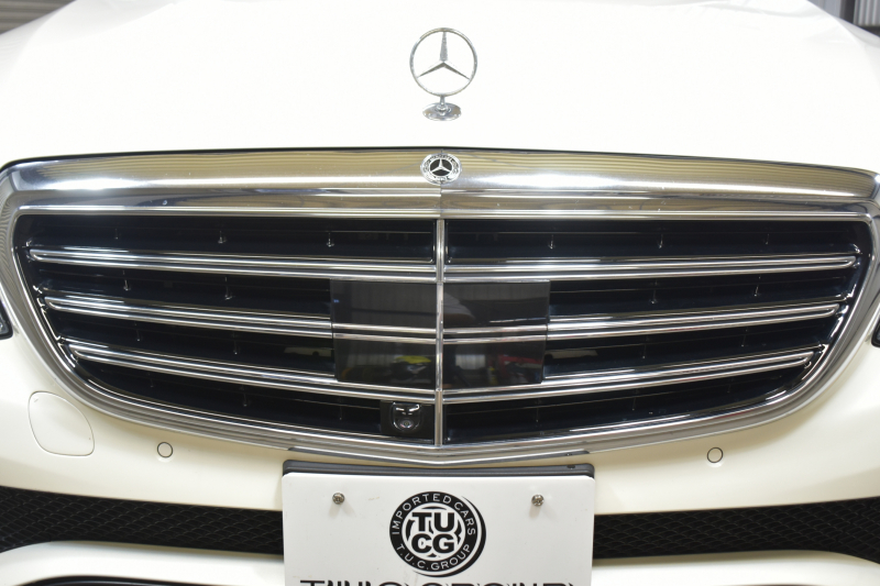 メルセデスベンツ Eクラス E400 4ﾏﾁｯｸ EXCLUSIVE ｴｸｽｸﾙｰｼﾌﾞPKG ﾚｰﾀﾞｰｾｰﾌﾃｨP MEｺﾈｸﾄ 9速AT 333馬力V6 4WD ｳｯﾄﾞｲﾝﾃﾘｱ ﾊﾟﾉﾗﾏｻﾝﾙｰﾌ ﾋｰﾀｰｸｰﾗｰ黒革 ﾃﾞｨｽﾄﾛ BSM Lﾁｪﾝｼﾞ 専用18AW ｷｰﾚｽGO PTS ﾌｯﾄﾄﾗﾝｸ ﾌﾞﾙﾒｽﾀｰS 地ﾃﾞｼﾞﾅﾋﾞ 360ｶﾒﾗ 2年保証